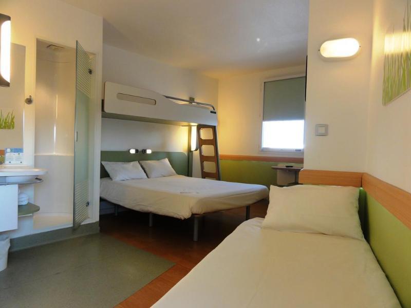 Ibis Budget Roanne Hotel Exterior photo